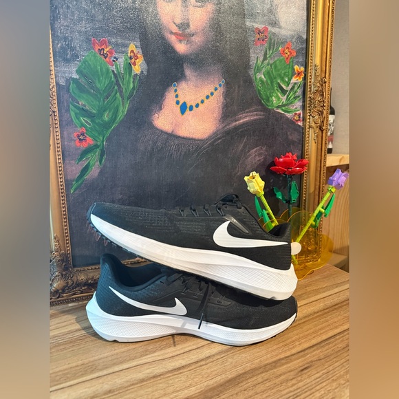 Men's Nike Air ZOOM PEGASUS 39
Shoes DH4071-001 size 12 - Picture 2 of 11